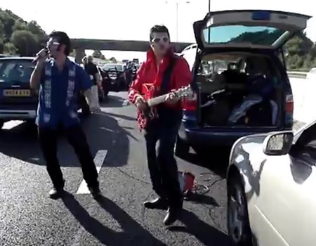 Elvis on the M1